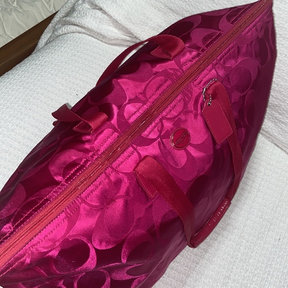 Like new Coach Getaway Signature Nylon Packable Weekender in Hot Pink - Picture 10 of 14